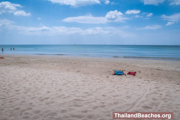 Klong Dao on Koh Lanta is a perfect family-friendly beach!