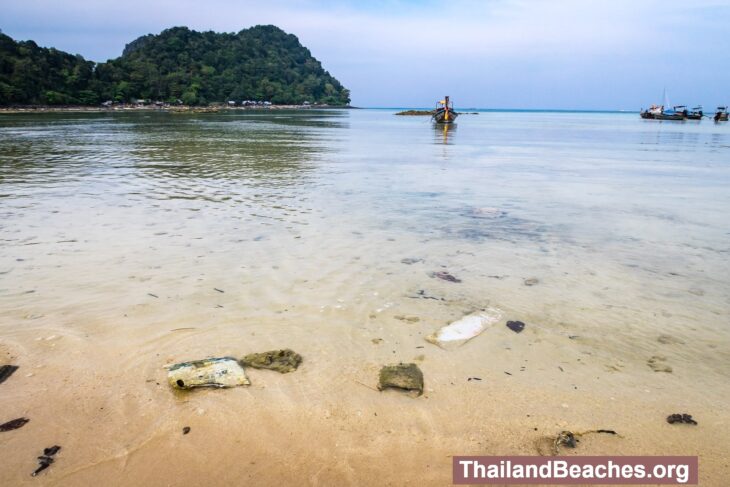 Lo Lana Beach on Phi Phi Don is a deserted, people-free shoreline