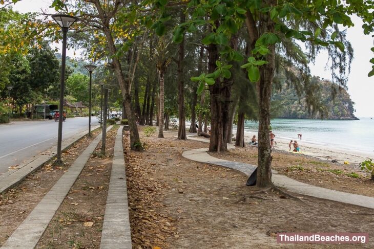 Nopparat Thara beach, Krabi