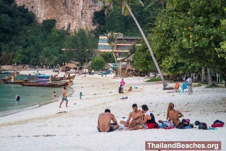 Thon Sai Beach – The Main Beach of Phi Phi Don Island