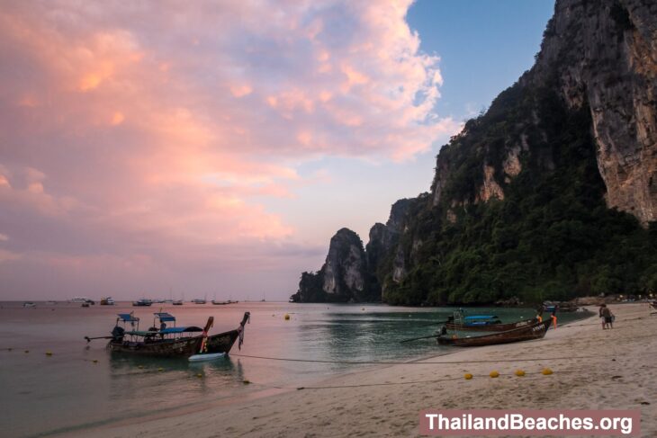 Thon Sai Beach – The Main Beach of Phi Phi Don Island